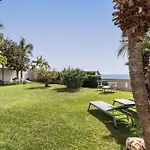 La Terrazza Sul Mare ベッド・アンド・ブレックファスト アヴォラ