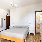 ベッド・アンド・ブレックファスト La Terrazza Sul Mare