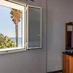 La Terrazza Sul Mare 4* アヴォラ