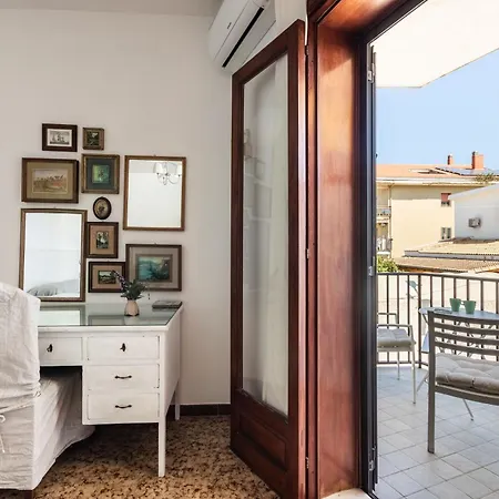 La Terrazza Sul Mare Bed & Breakfast 3*