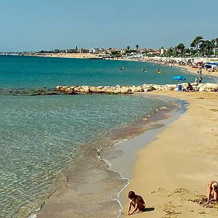 Bed and breakfast La Terrazza Sul Mare 4*