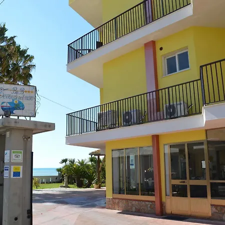 Oda ve Kahvaltı La Terrazza Sul Mare Avola